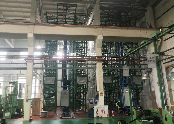 Système d’entrepôt automatisé au service de l’industrie automobile