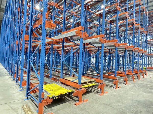 Pallet shuttle system project in Brazil Projet de système de navette palette au Brésil